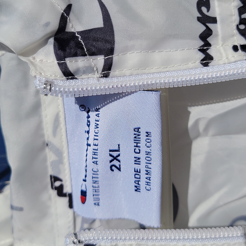 Champion White Logo Windbreaker Jacket - Picture 3 of 3